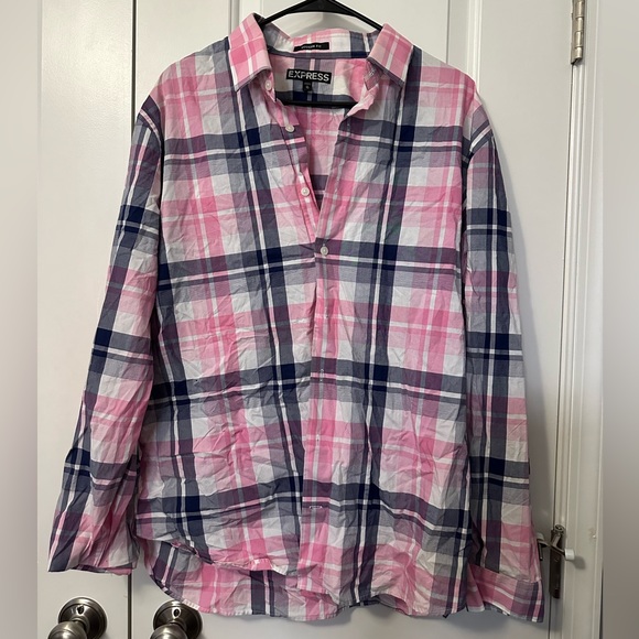 Long sleeve button up - Picture 2 of 2